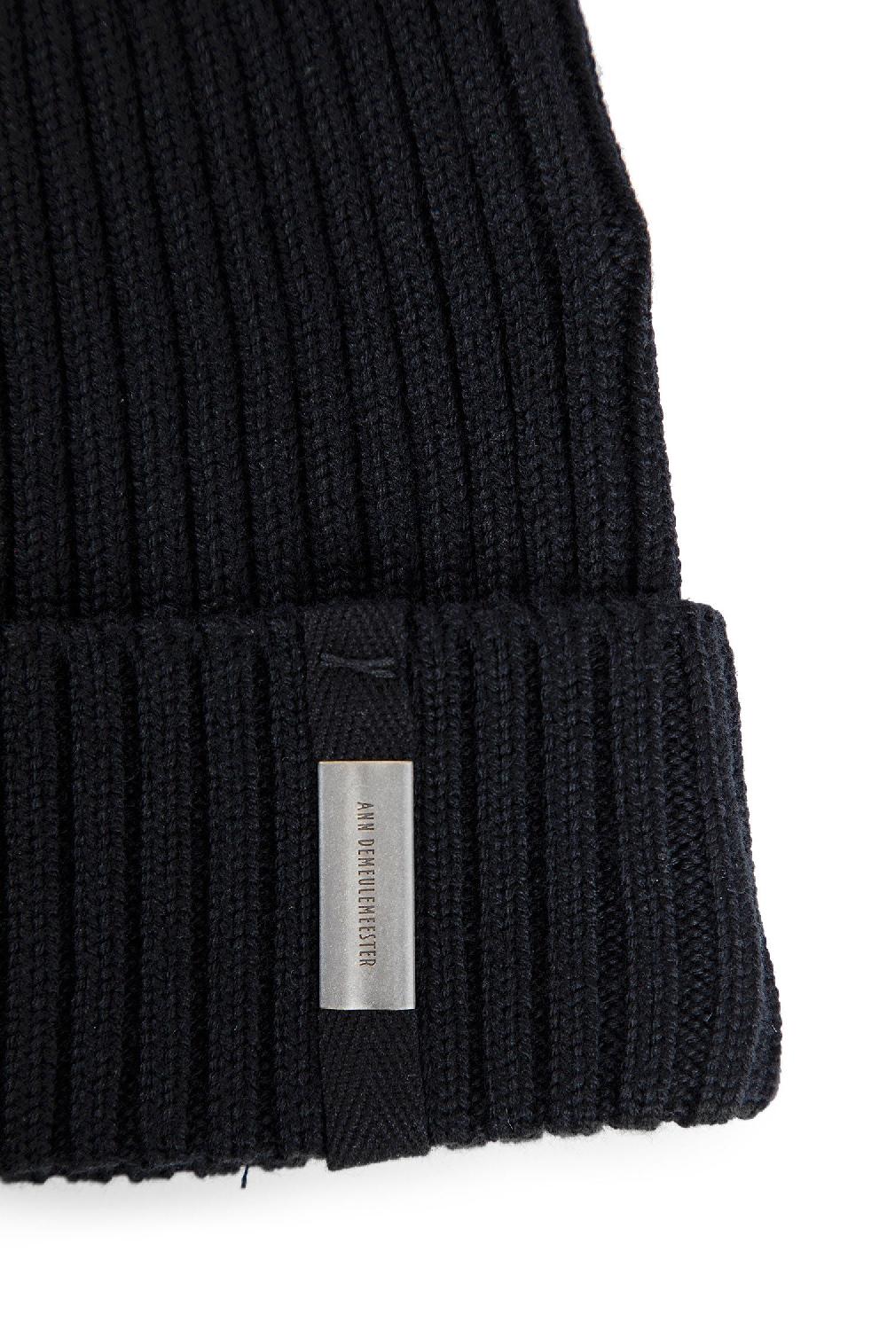 Antonioli ANN DEMEULEMEESTER UNISEX BLACK HATS Cyber Monday