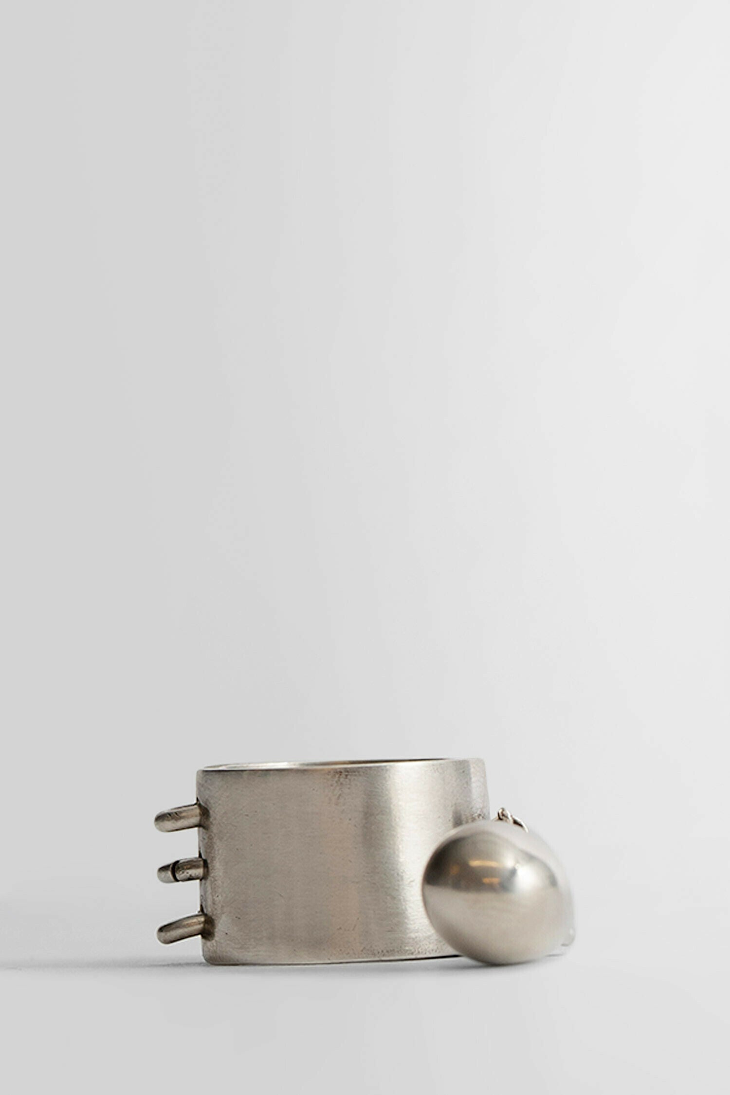 Antonioli ANN DEMEULEMEESTER UNISEX SILVER JEWELLERY Offerte esclusive