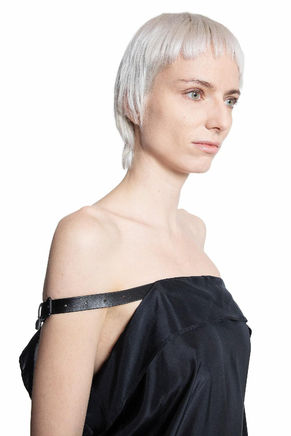 Antonioli ANN DEMEULEMEESTER WOMAN BLACK DRESSES Vendita