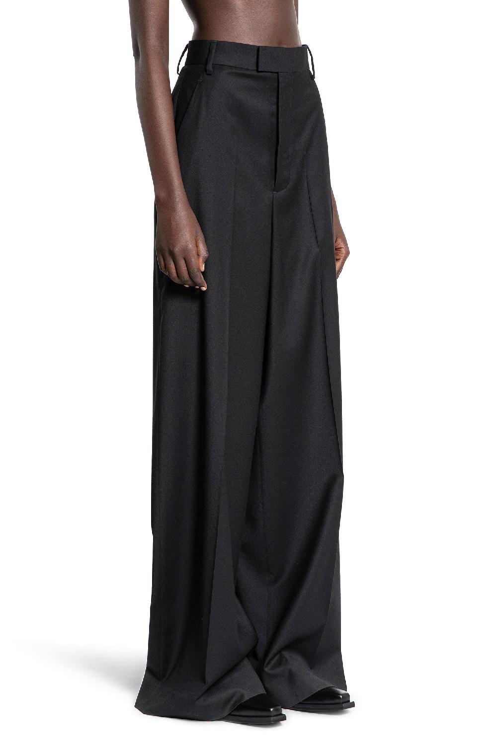 Antonioli ANN DEMEULEMEESTER WOMAN BLACK TROUSERS Offerte stagionali