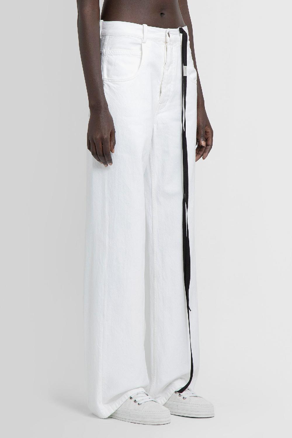 Antonioli ANN DEMEULEMEESTER WOMAN WHITE JEANS Fino al 55% di sconto