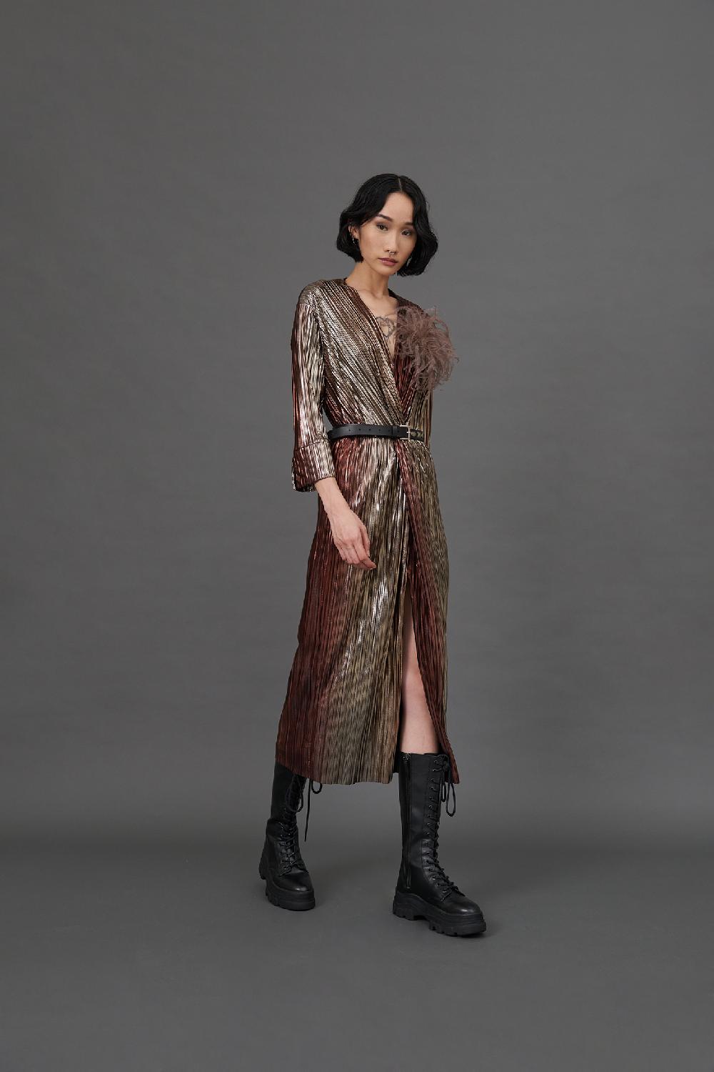 Soallure CINTURA SOTTILE IN VERA PELLE CON BORCHIE Saldi