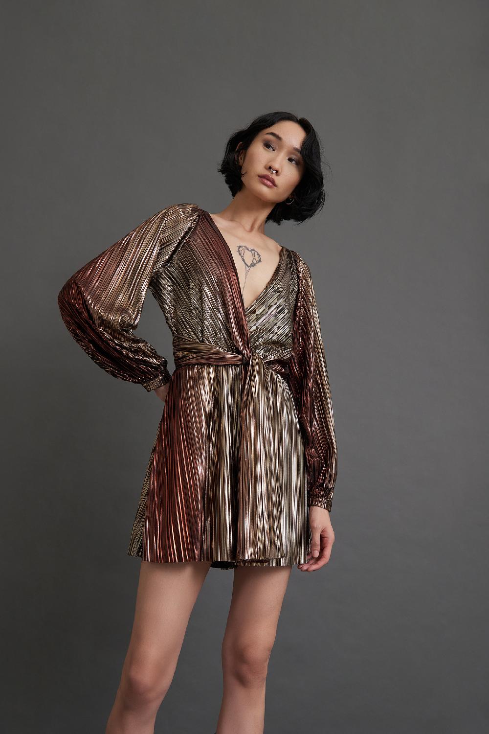 Soallure TUTA CORTA CON SCOLLO A V E MANICHE AMPIE MULTICOLOR Negozi Online