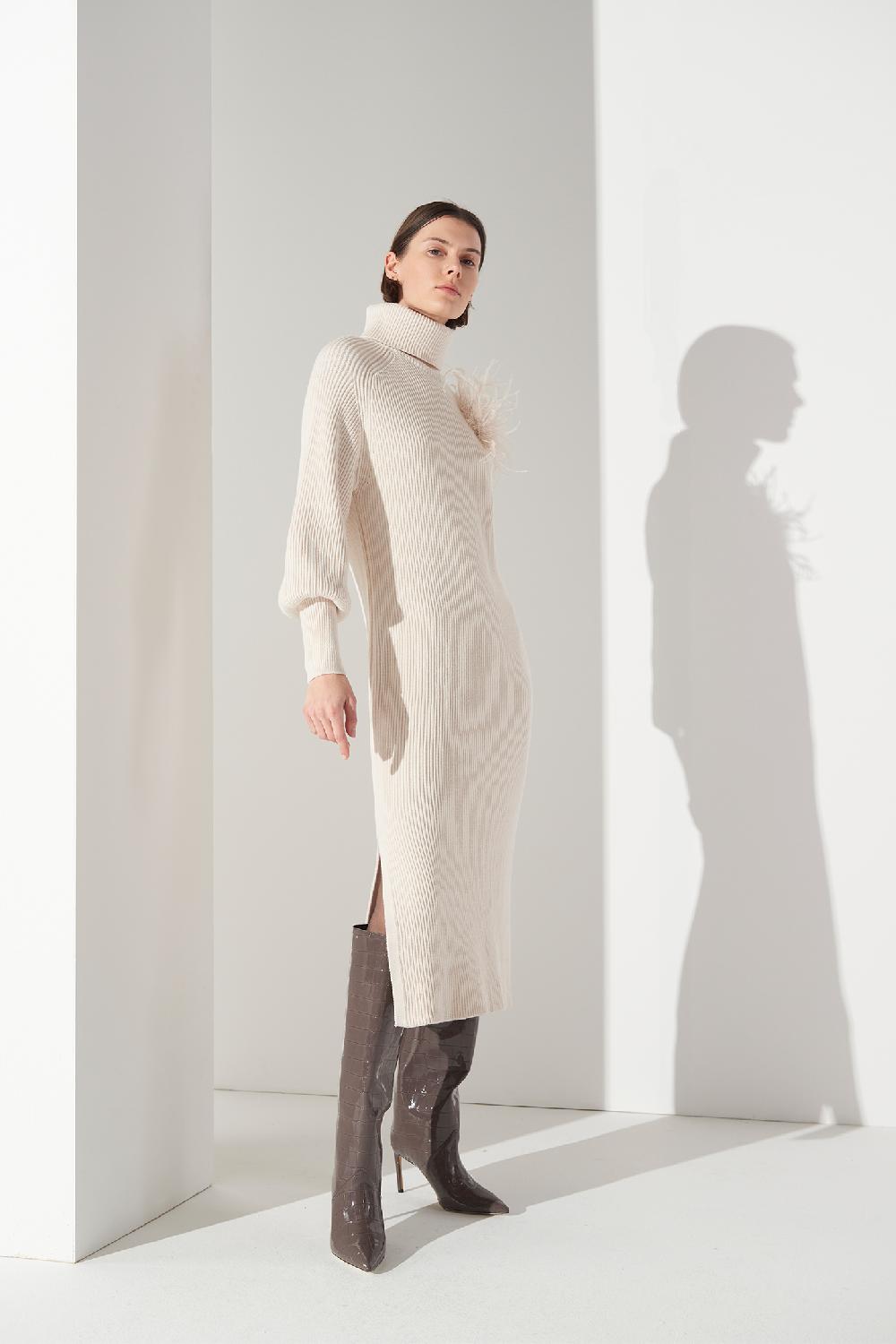 Soallure ABITO MIDI A COLLO ALTO 2025