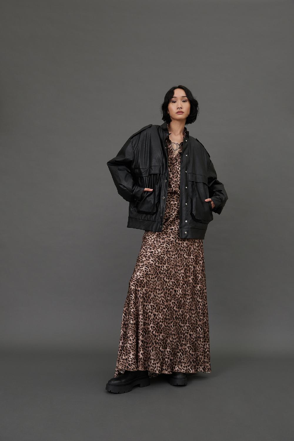 Soallure CAMICIA CON COLLETTO IN RASO FANTASIA LEOPARDATA Moda