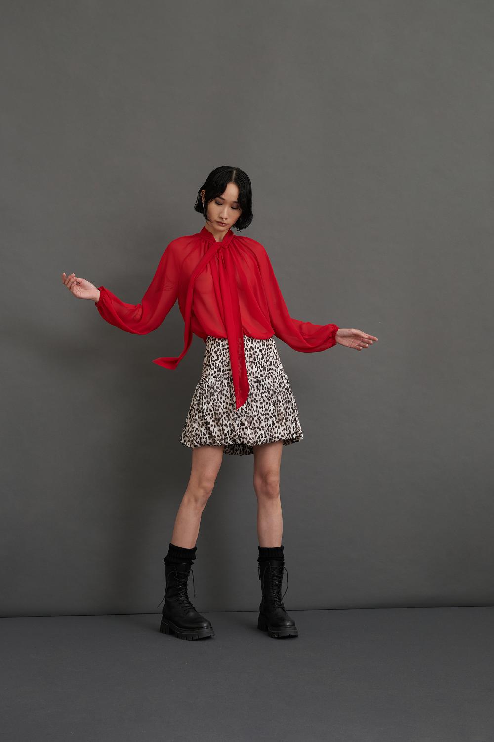 Soallure BLUSA CON COLLO A SCIARPA E MANICHE LUNGHE Spedizione Gratuita