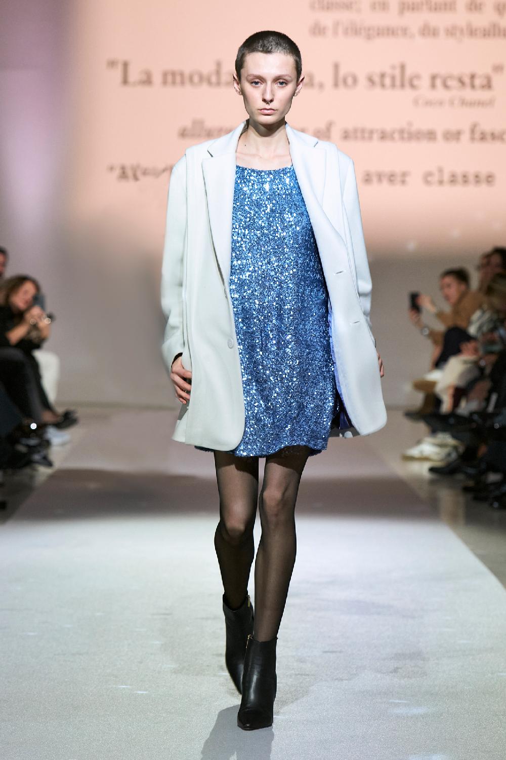 Soallure GIACCA IN PANNO CON CUCITURA LATERALE Moda