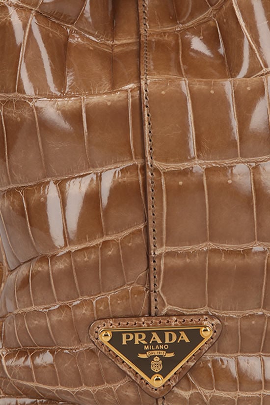 PRADA borsa a mano in pelle di coccodrillo lucido Saldi