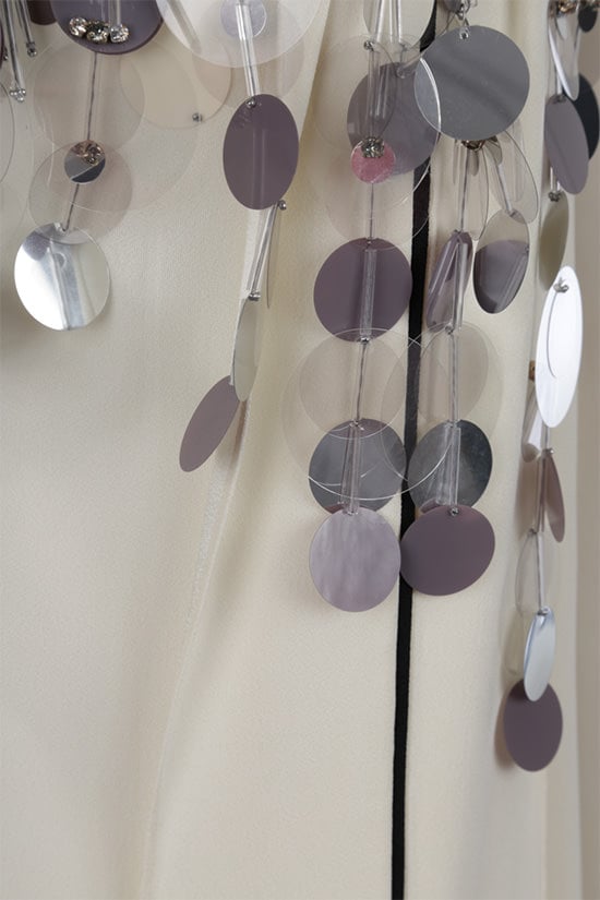 PRADA miniabito in sablé con decorazione gioiello Moda