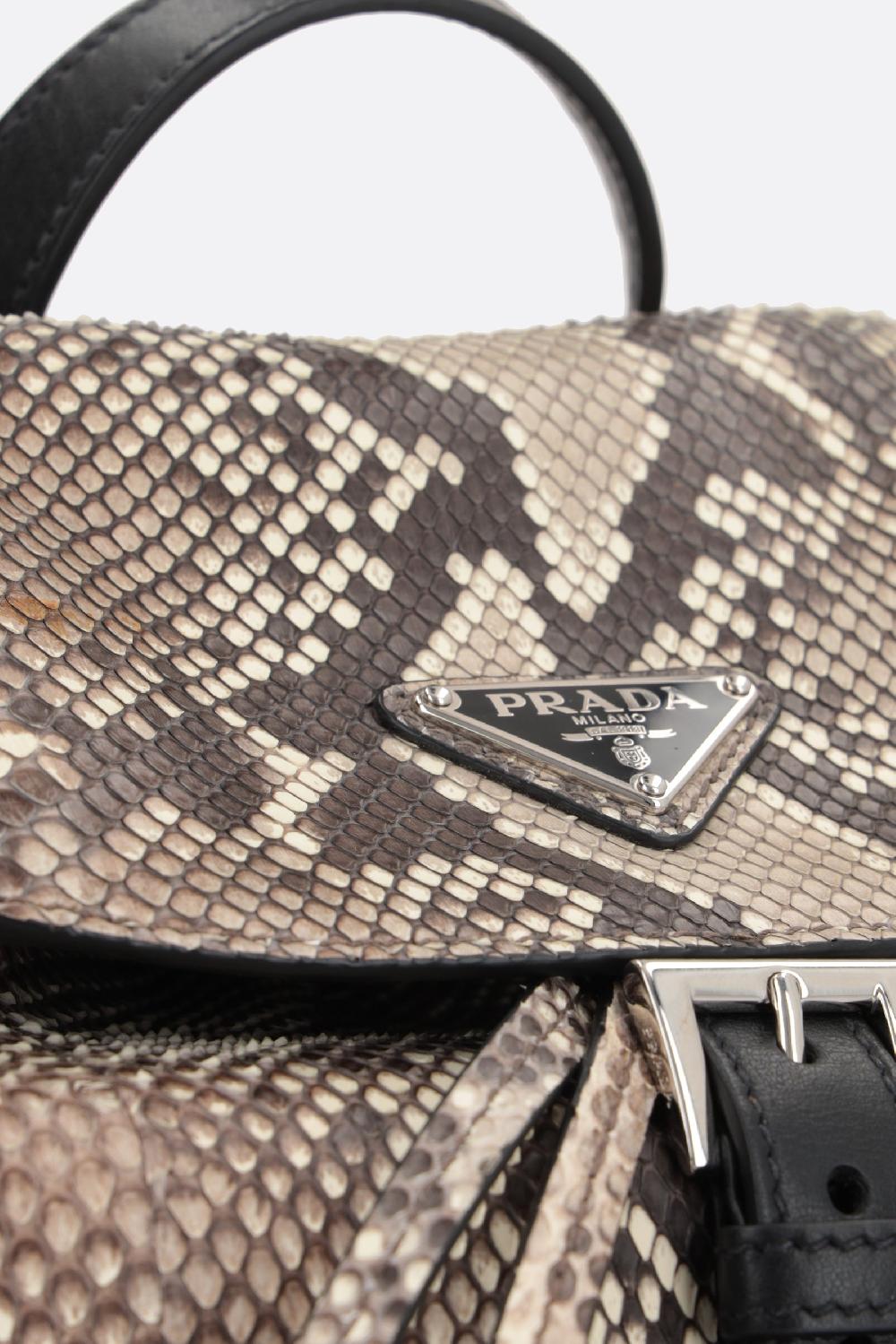 PRADA zaino small in pitone Fino Al -60%