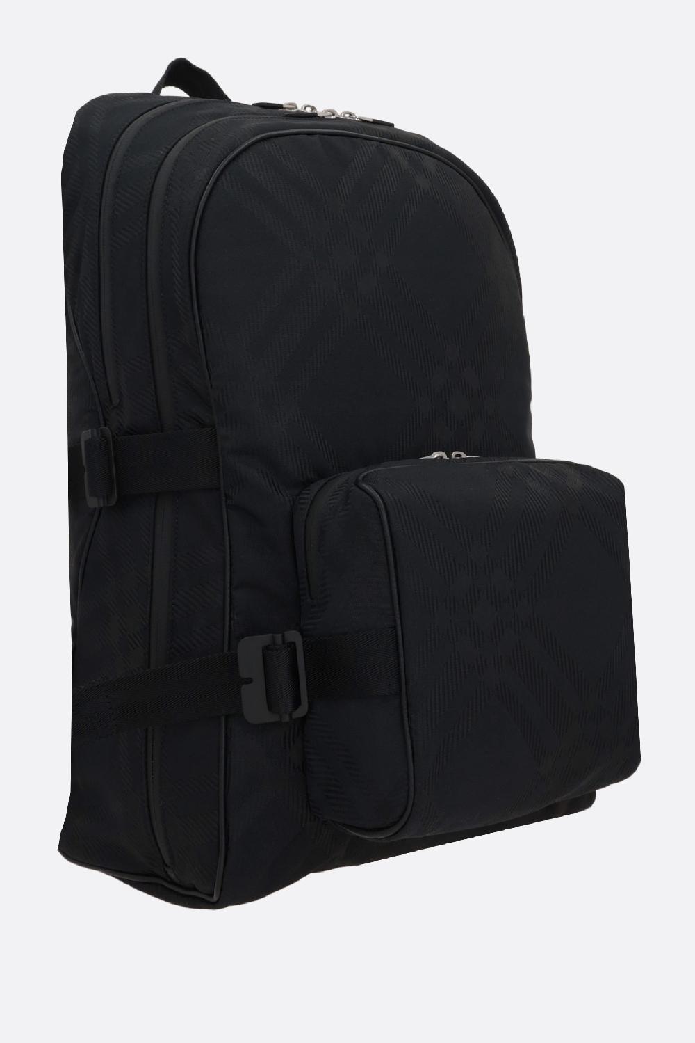 BURBERRY zaino in jacquard Check Offerta Anniversario