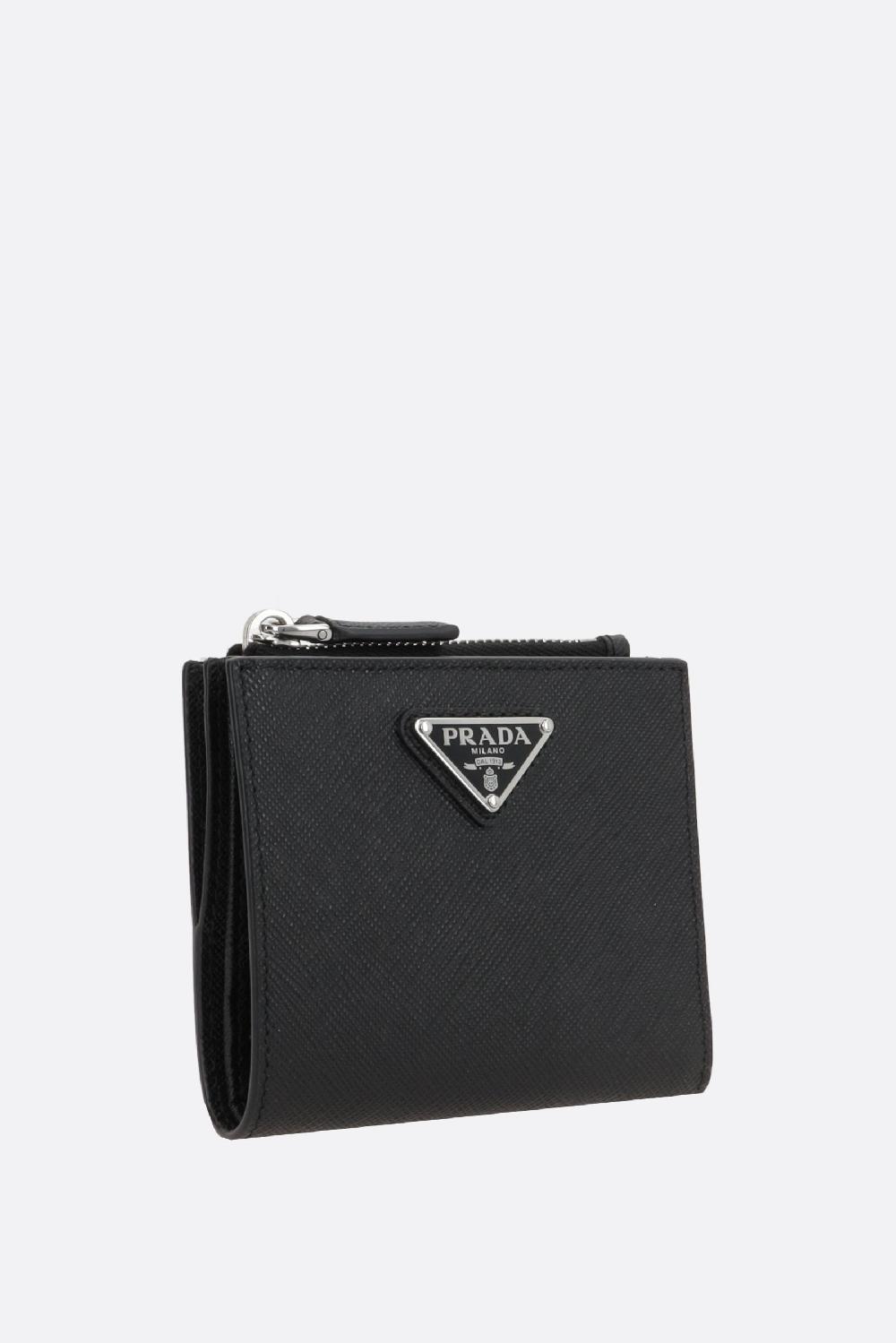 PRADA portafogli compatto in pelle Saffiano Offerte