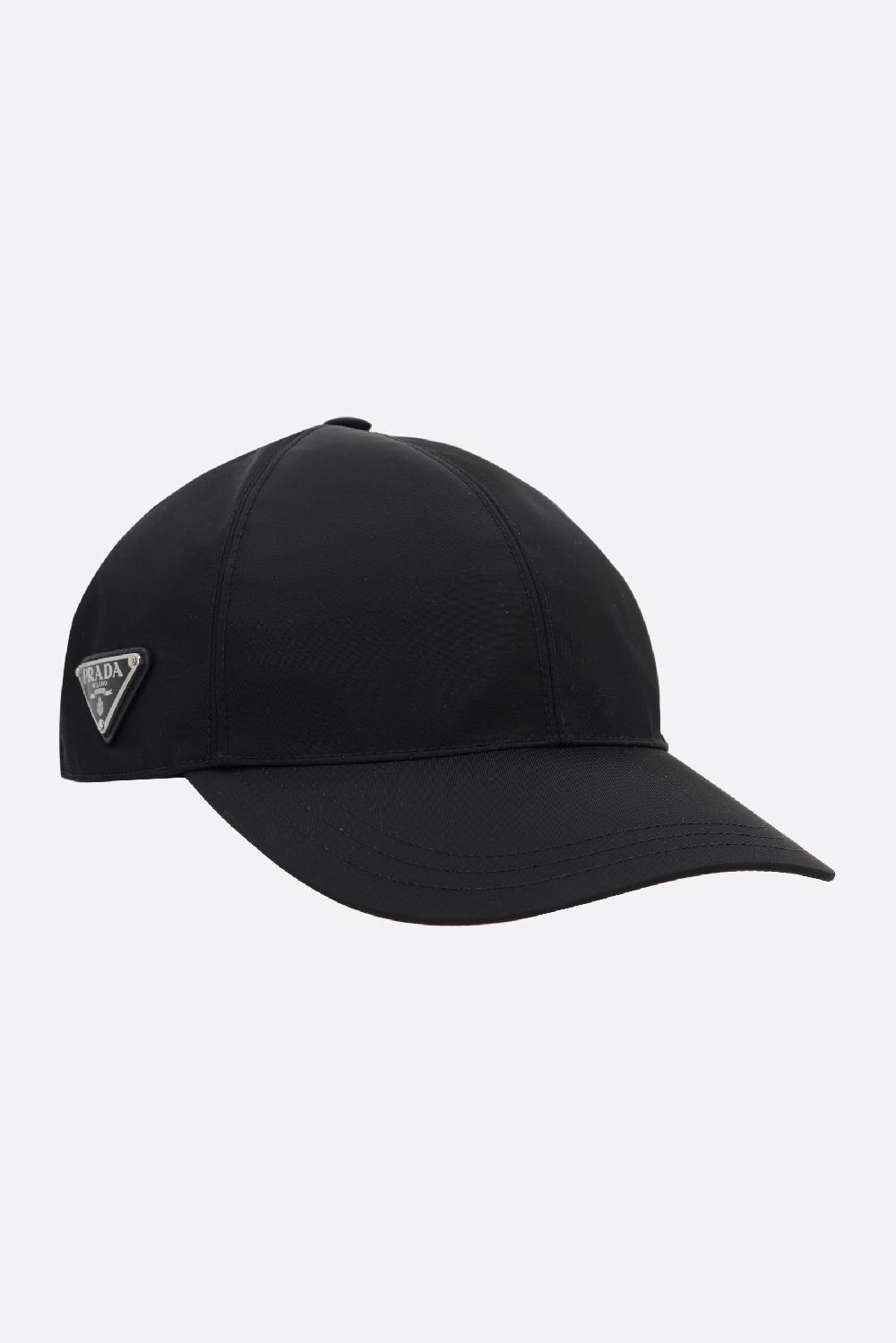 PRADA cappello baseball in Re-Nylon con logo In Linea