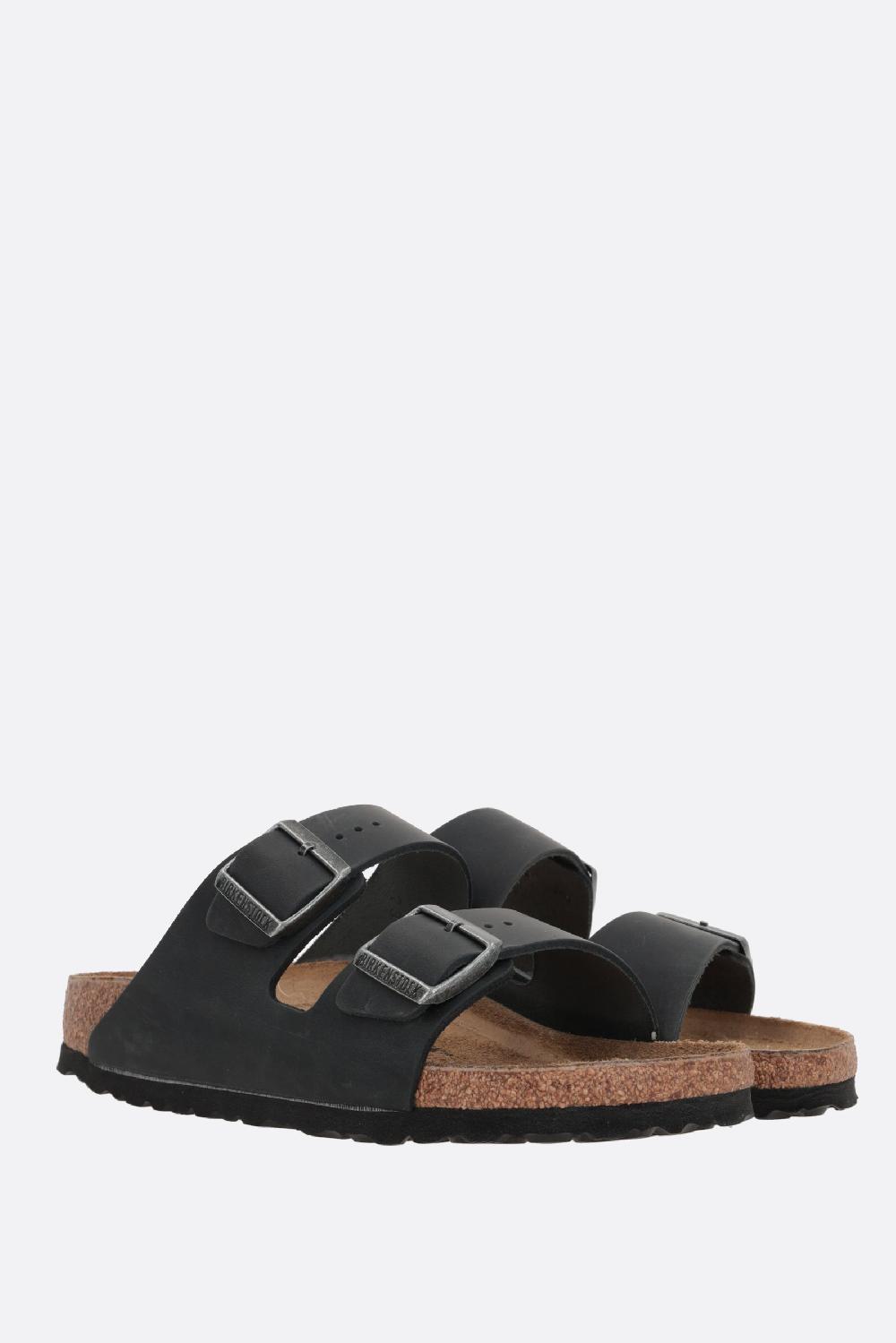 BIRKENSTOCK sandalo flat Arizona BS in pelle oliata (Narrow Fit) Promozione