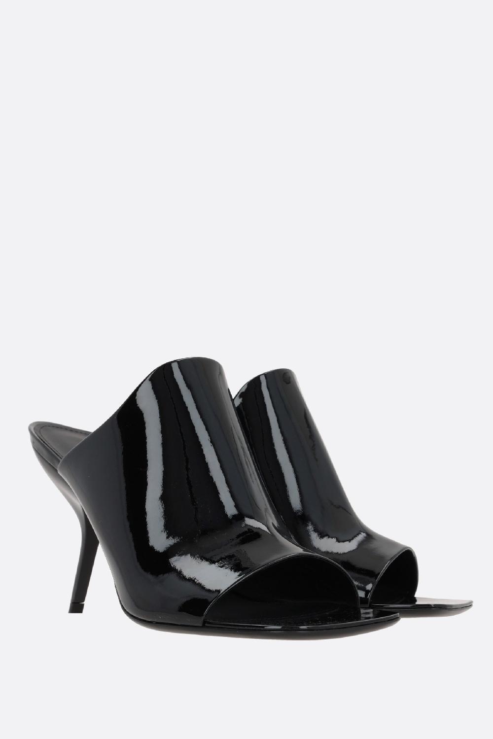 FERRAGAMO sandalo mule Era in vernice 2025