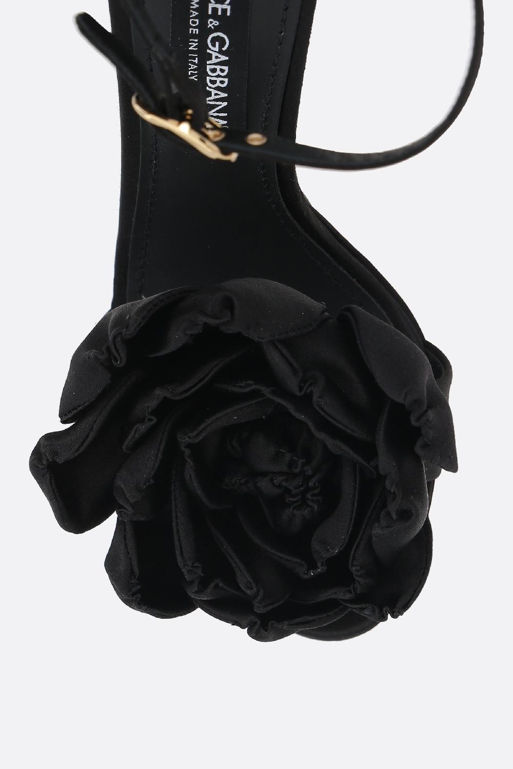 DOLCE & GABBANA sandalo platform in raso con fiore Vendita