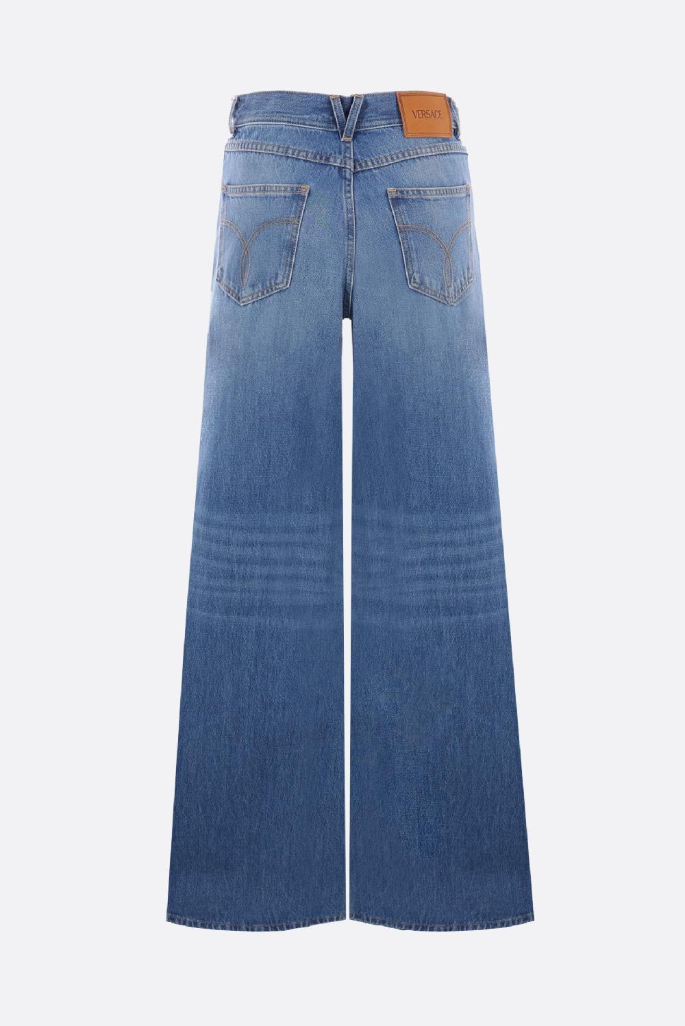 VERSACE jeans a gamba larga in denim Medusa '95 In Linea