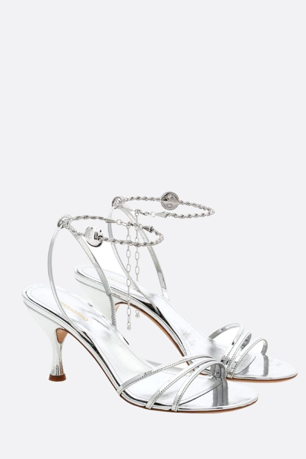 FERRAGAMO sandalo Denise in pelle laminata Novità