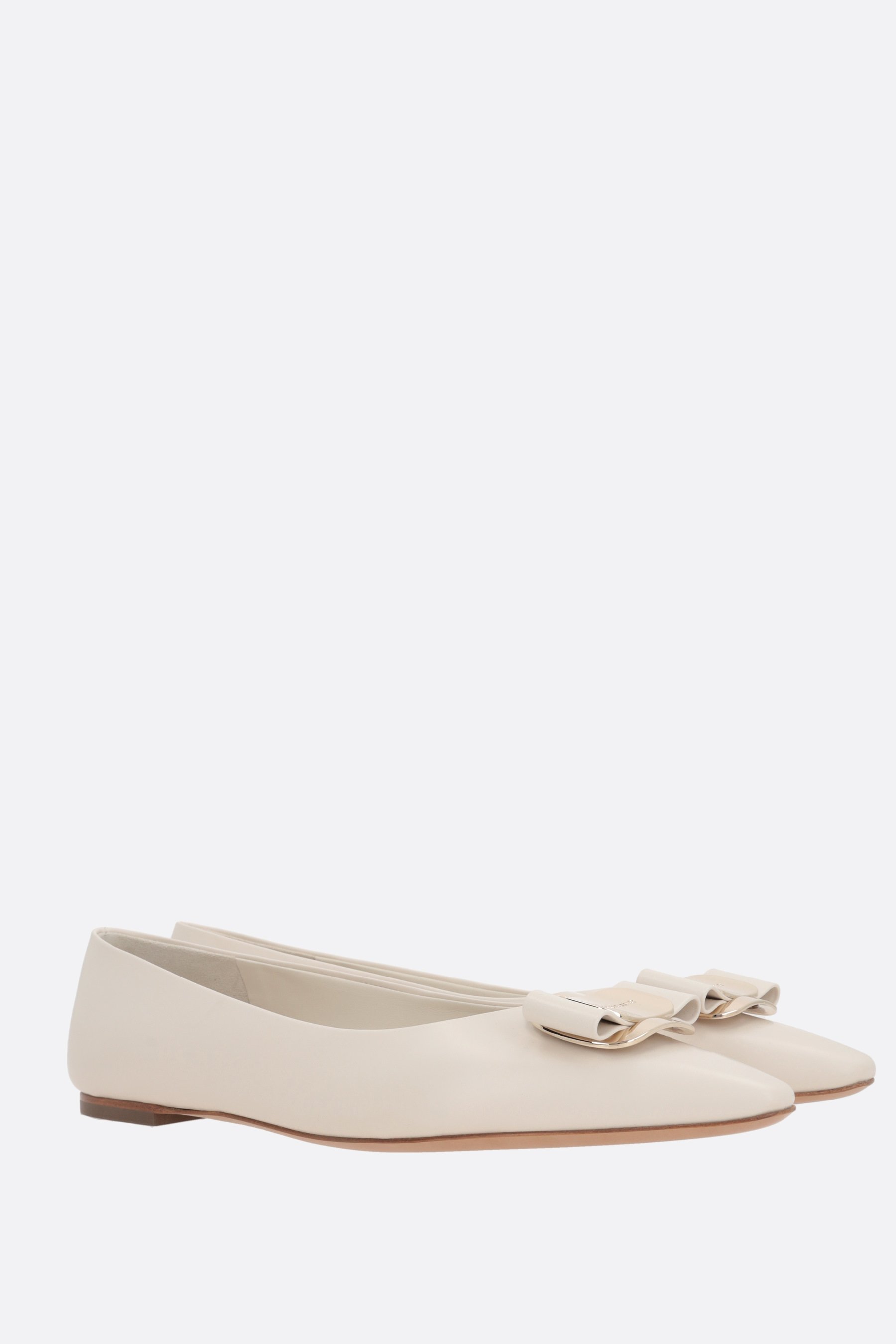 FERRAGAMO ballerina Zea in nappa Offerta