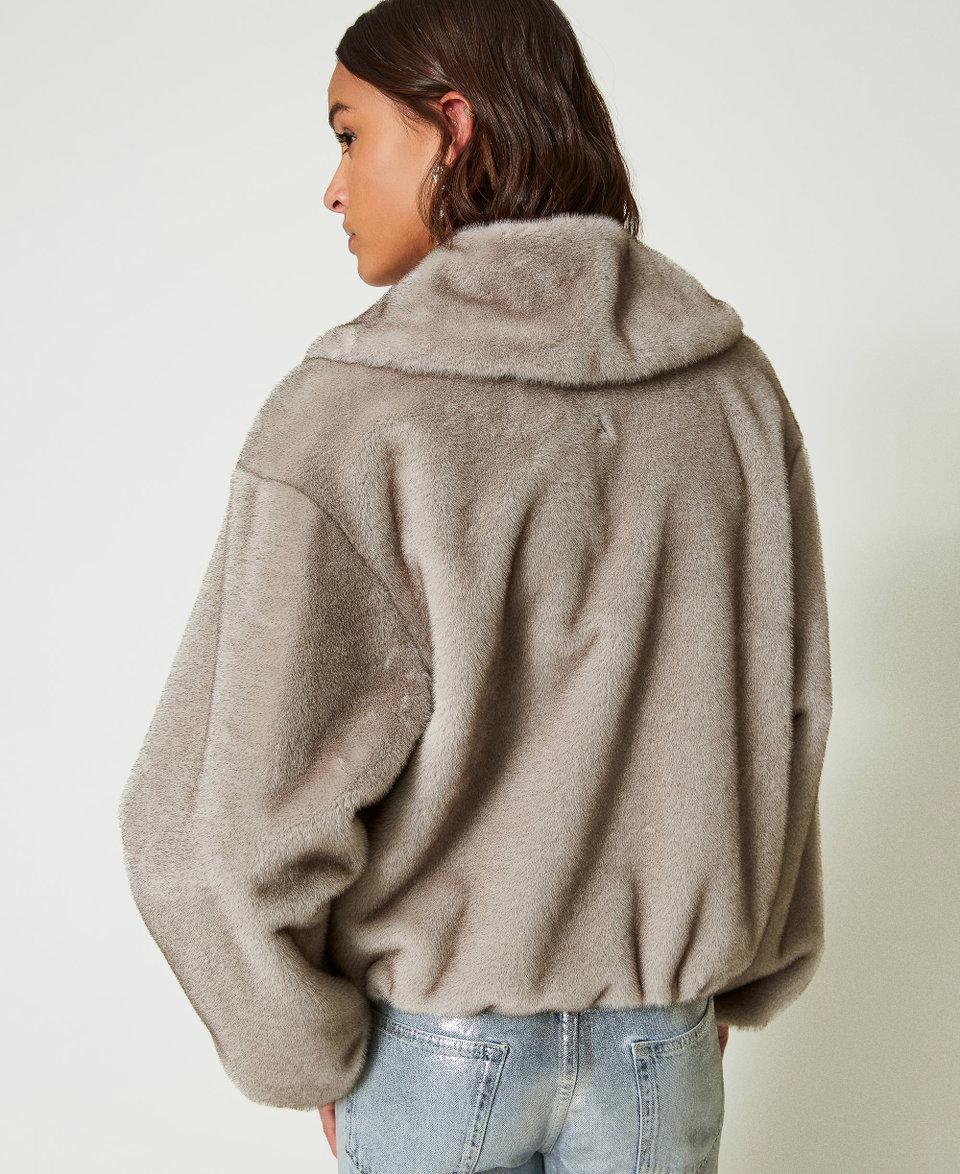 Twin Set Giacca corta in faux fur Hotsell