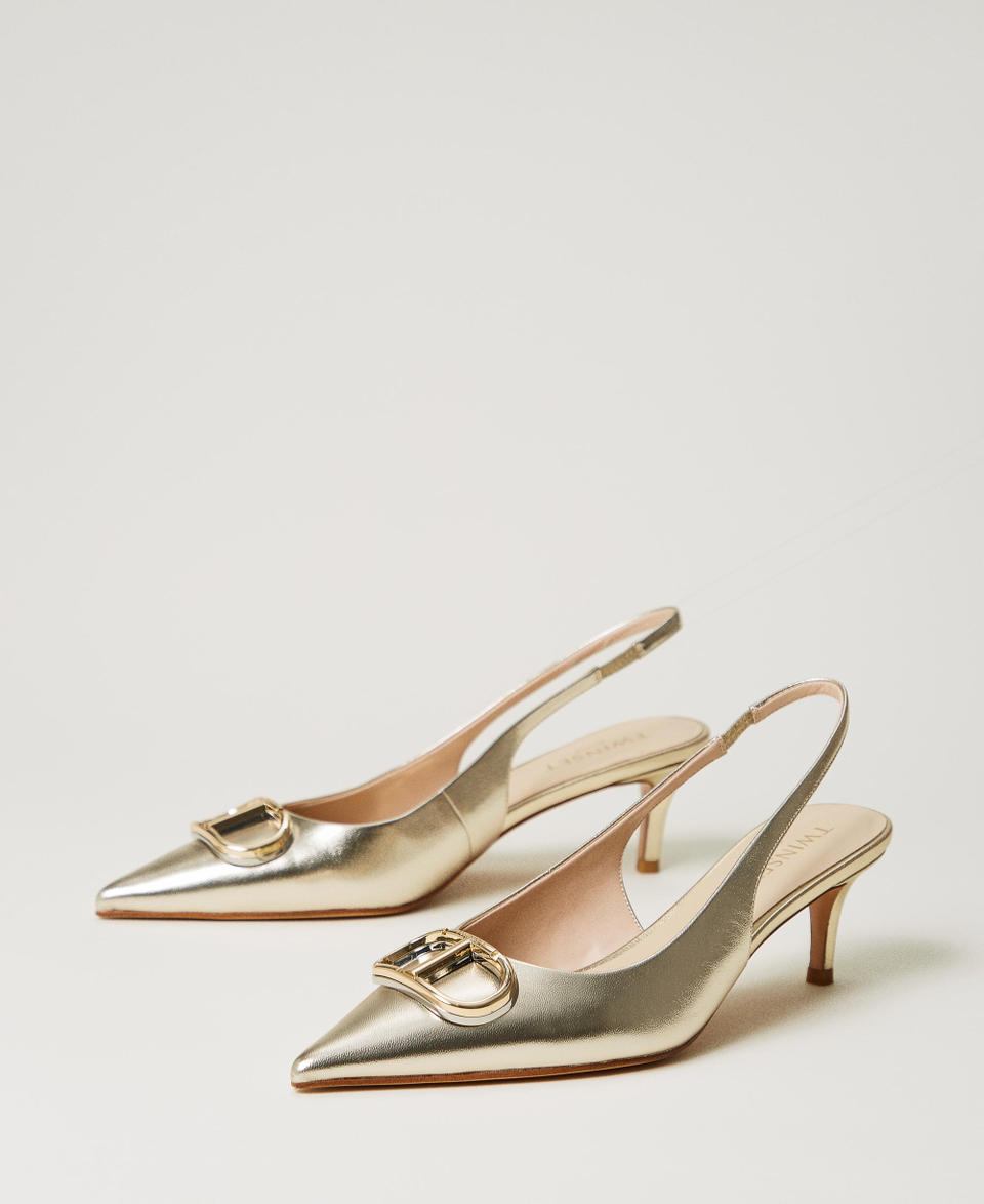 Twin Set Décolleté sling back con Oval T Vendita