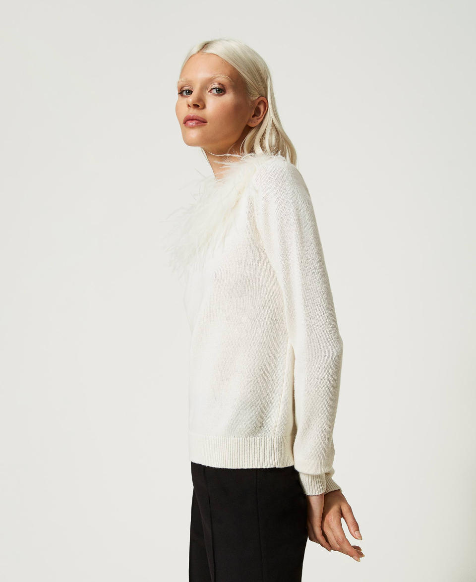Twin Set Maglia regular in misto lana con piume Consegna Veloce