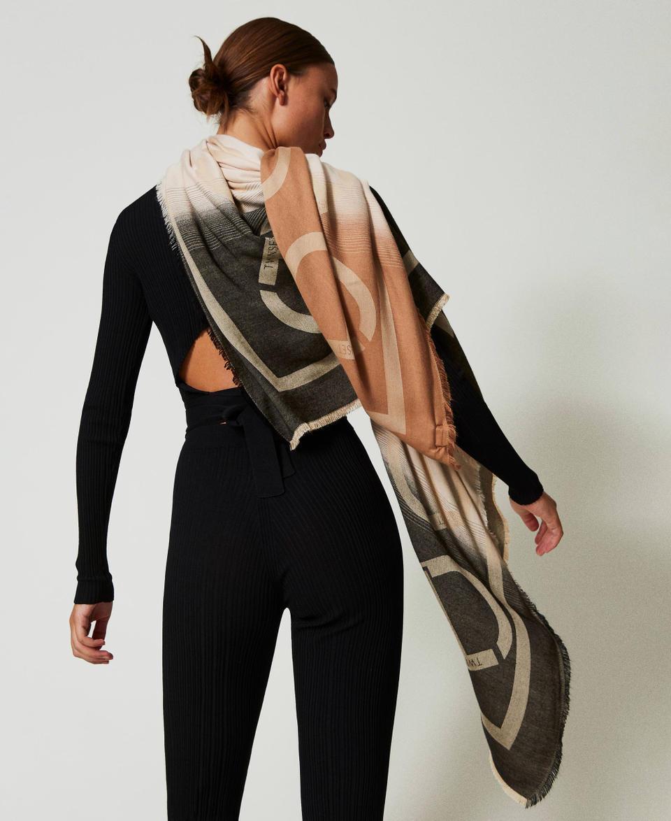 Twin Set Kefiah jacquard con Oval T Saldi