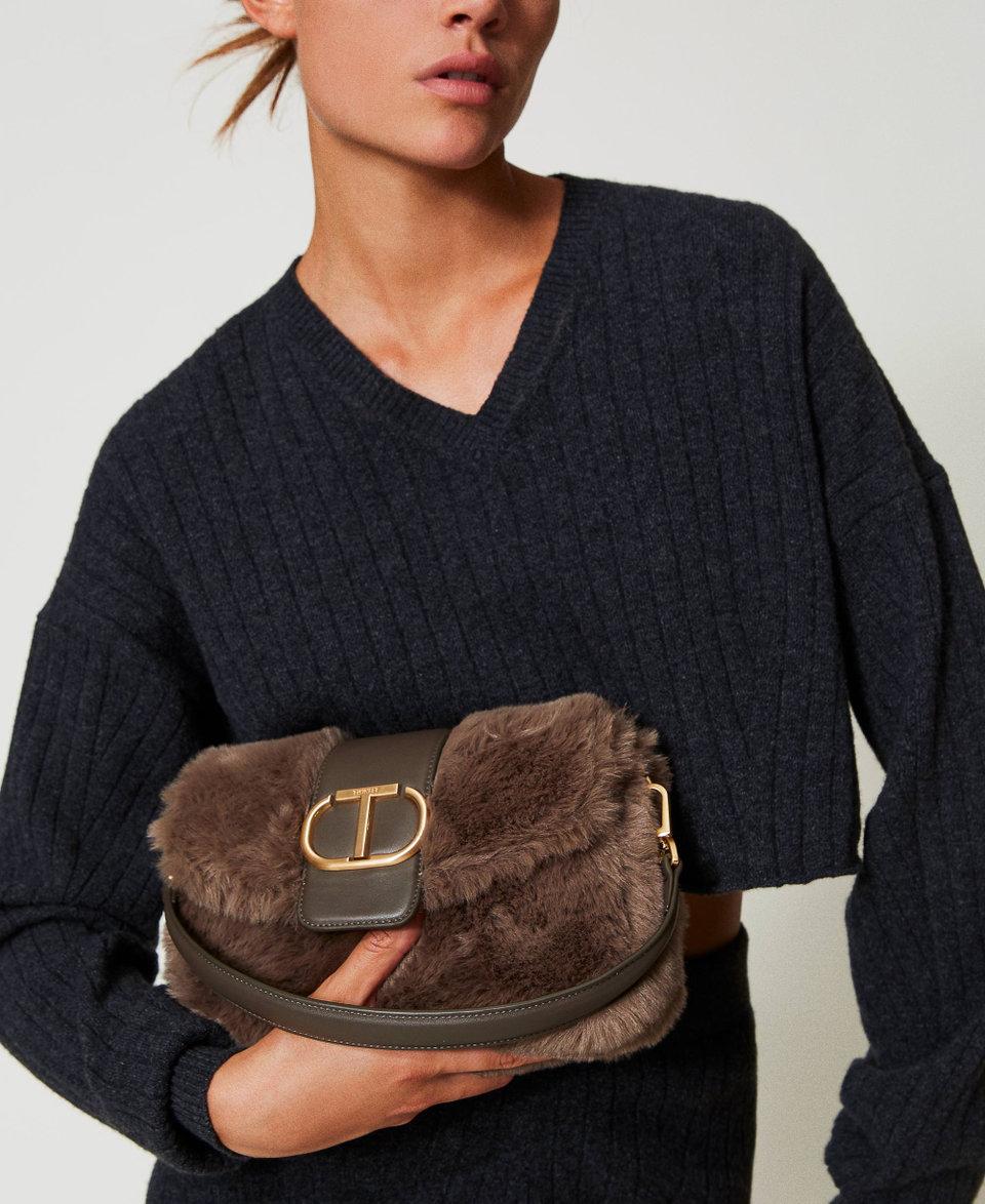 Twin Set Borsa a tracolla 'Amie' media in faux fur Offerta