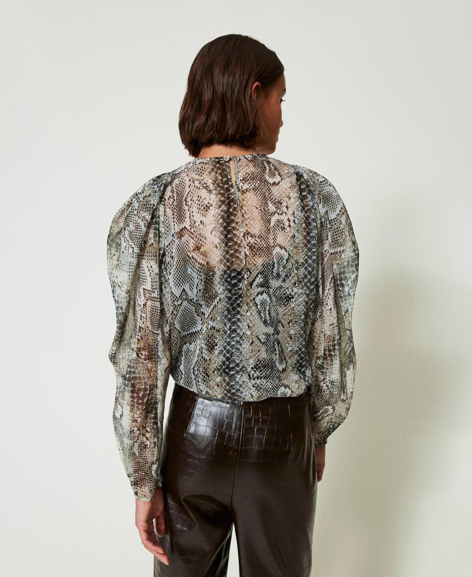 Twin Set Blusa in creponne con stampa snake Moda