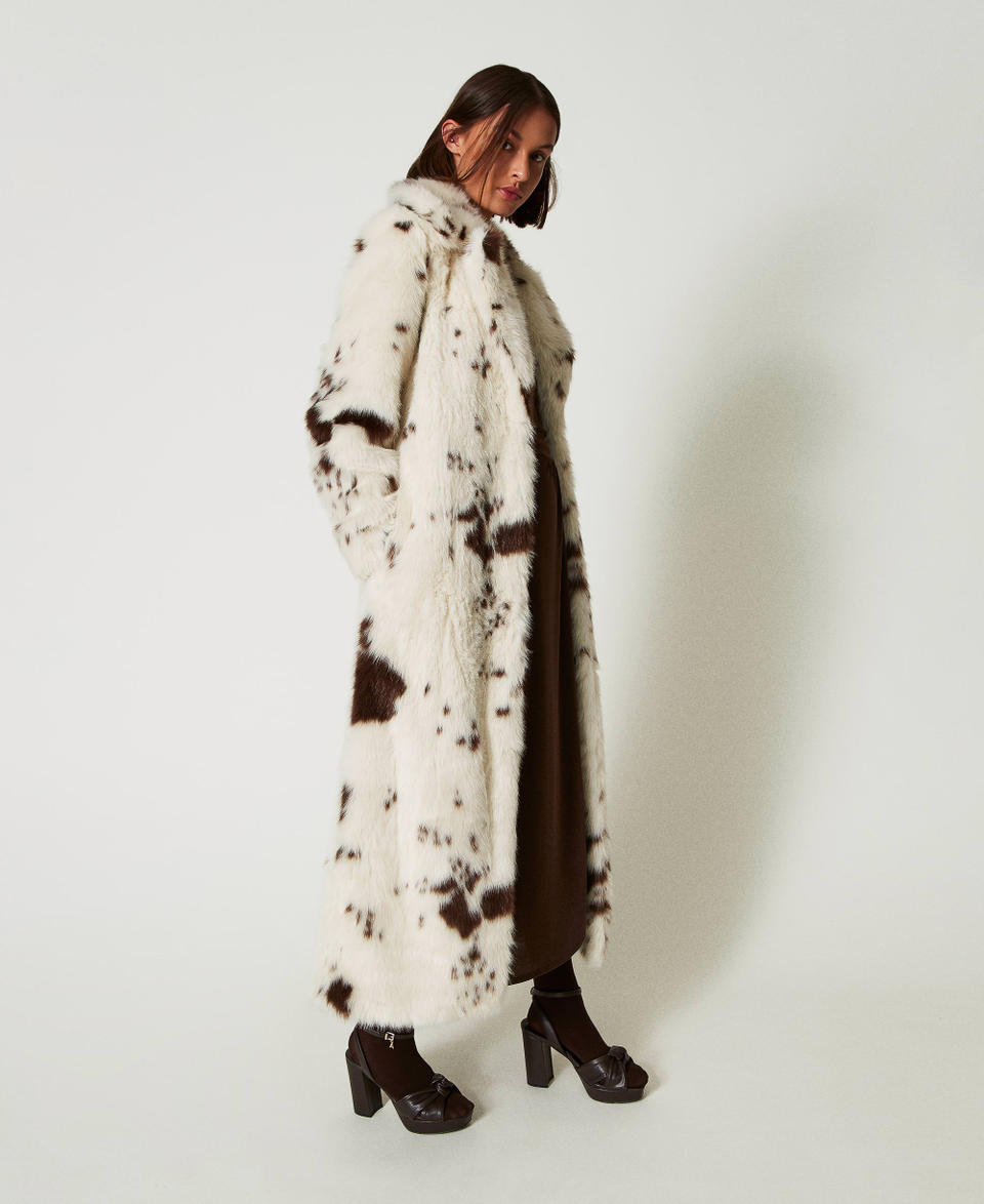 Twin Set Cappotto lungo in faux fur Promozione