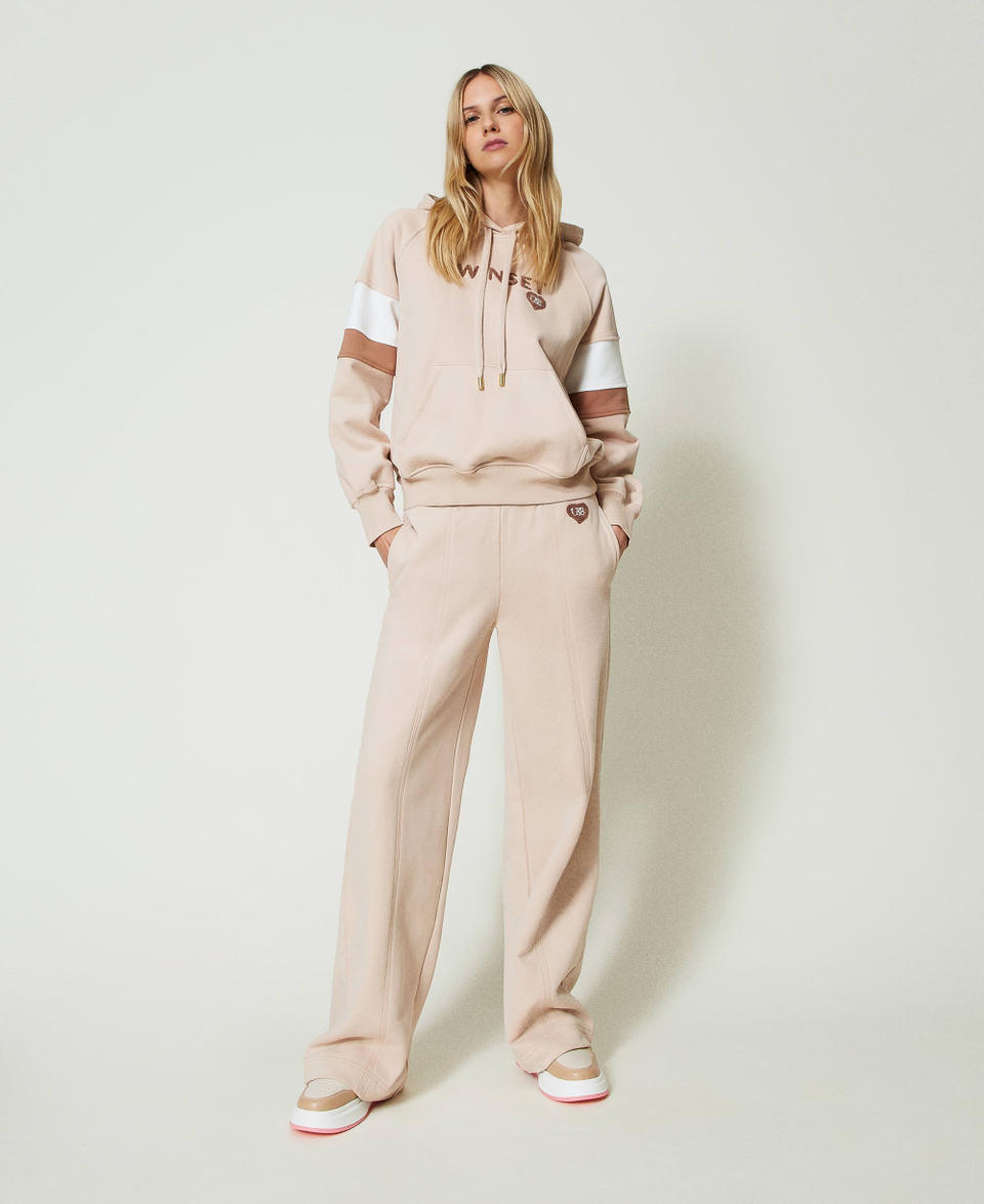 Twin Set Felpa con cappuccio e pantaloni a palazzo Super Saving Price