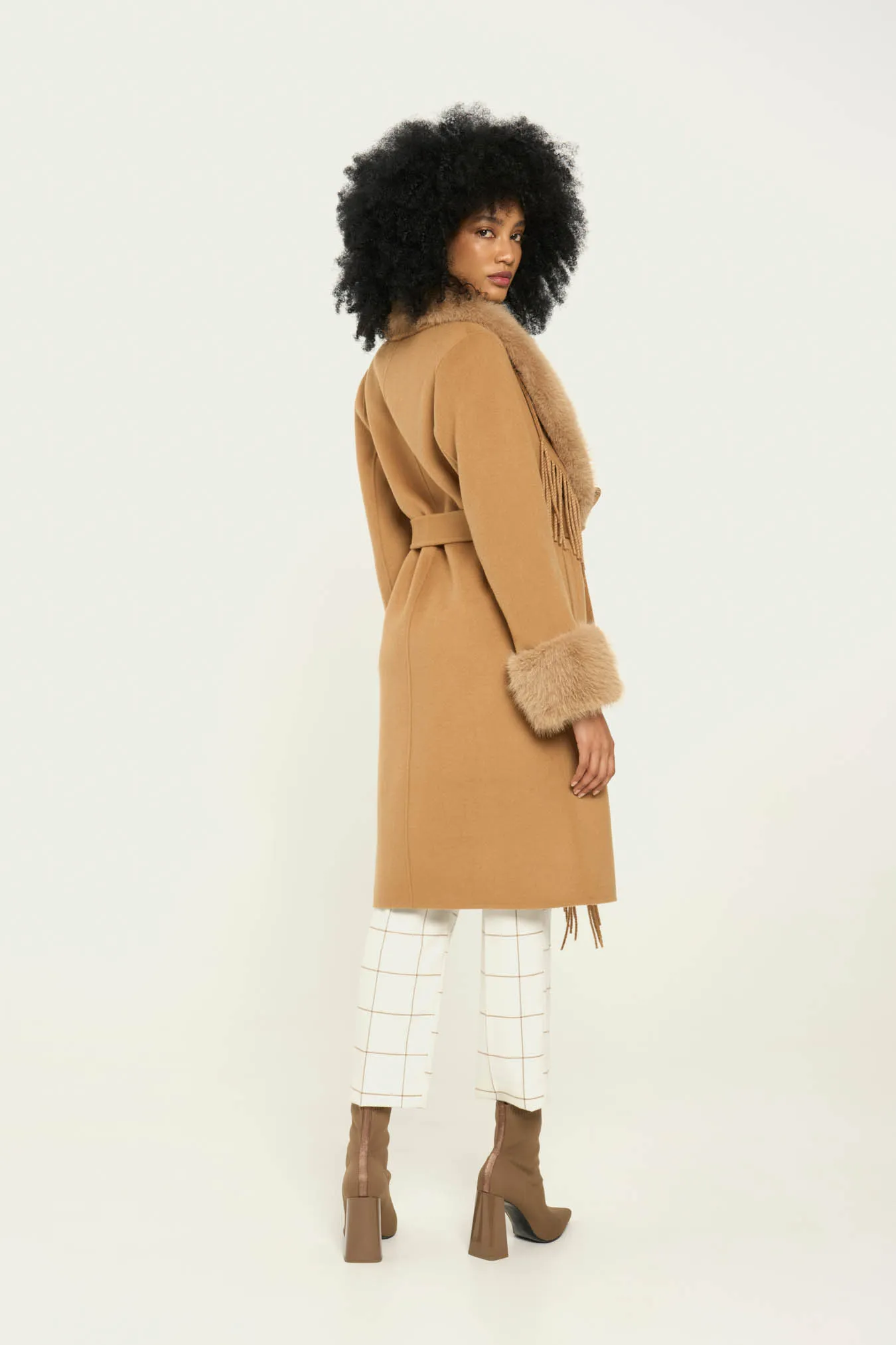 Vicario cinque Cappotto vestaglia lana ed ecopelliccia Cloe Pezzi Unici
