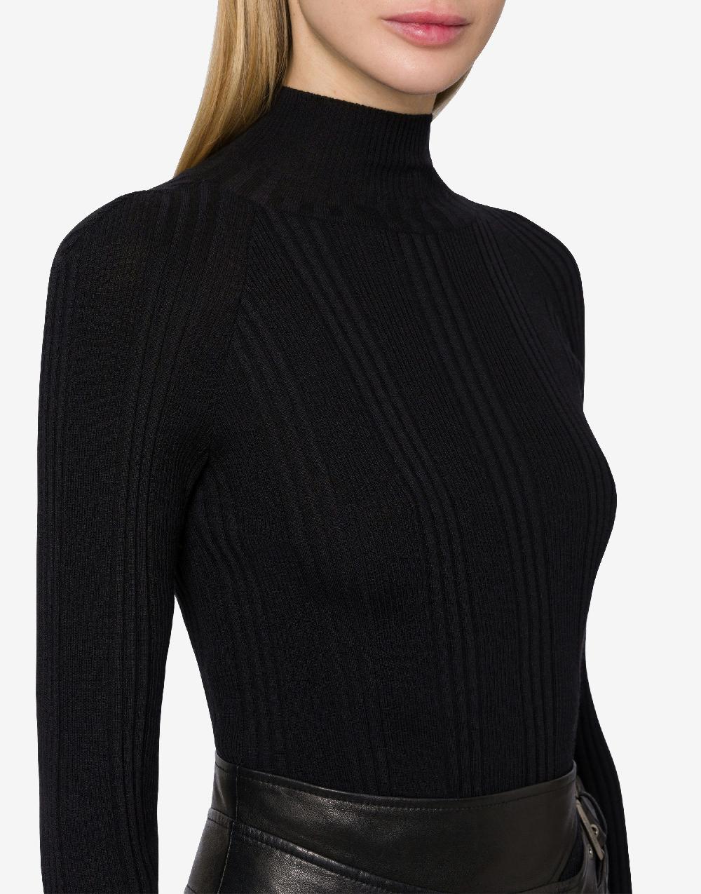 Alberta Ferretti Maglia a coste in lana Offerte stagionali